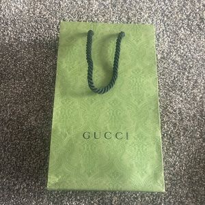 Gucci shopping bag